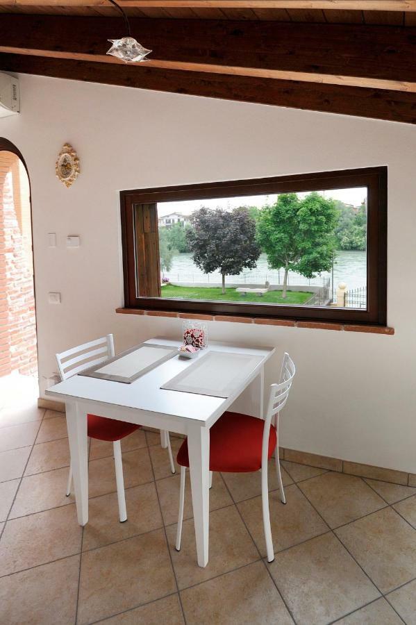 B&B Al Fondaco Pescantina ภายนอก รูปภาพ